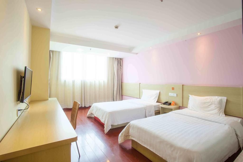 7Days Inn Chengdu North Railway Station Zimmer foto